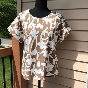 Melloday top. Size S. New